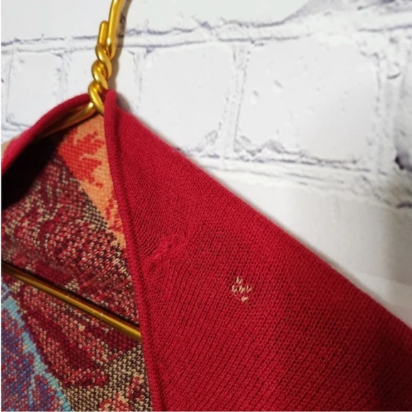 NWT IVKO Woman Red Jacquard-knit Geometric Folk Floral Pattern Shawl Scarf Wrap - Picture 10 of 11